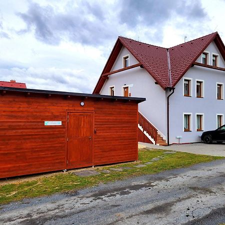 Apartmany Louka Vaclavov u Bruntalu Екстер'єр фото